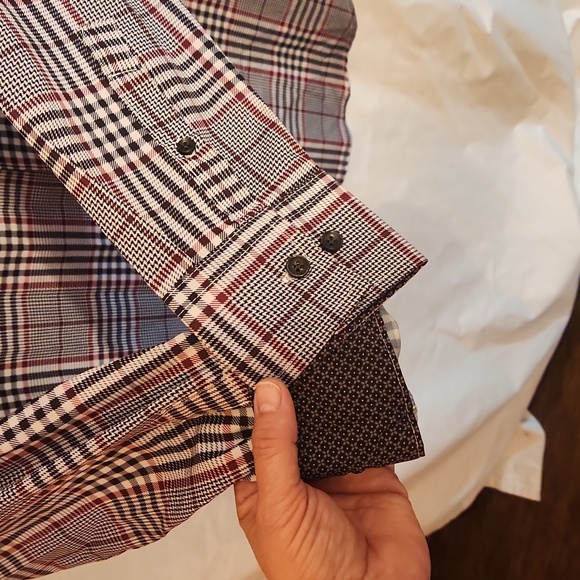 Con.Struct Men's Long Sleeve Button down shirt - Picture 5 of 6